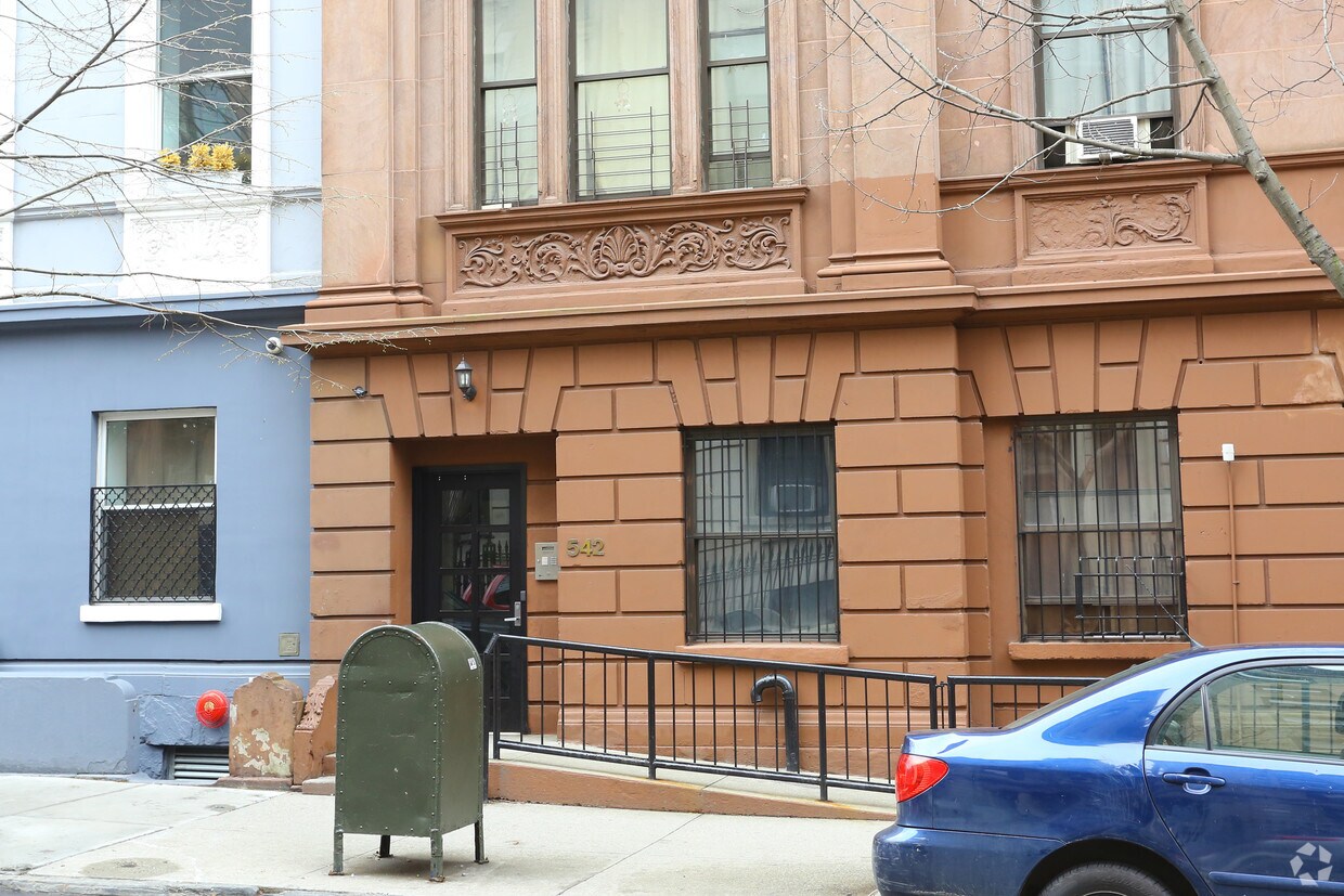 Foto del edificio - 542-544 W 149th St