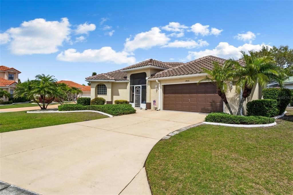 Foto principal - 1935 S Pebble Beach Blvd