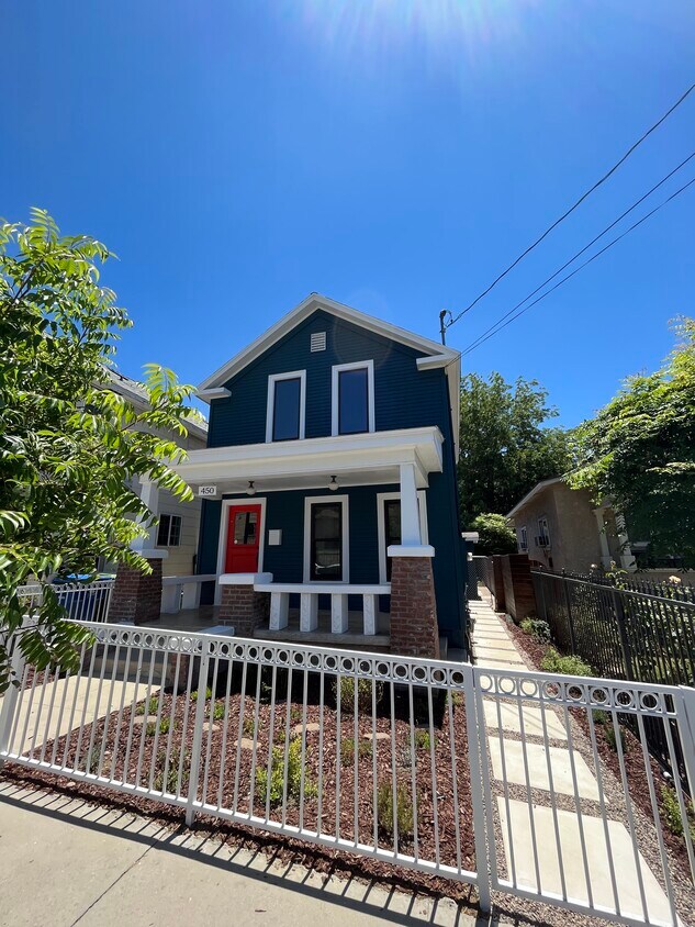 Primary Photo - 450 E Avenue 28