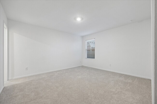 Foto del edificio - 337 Grayson Baw Ln