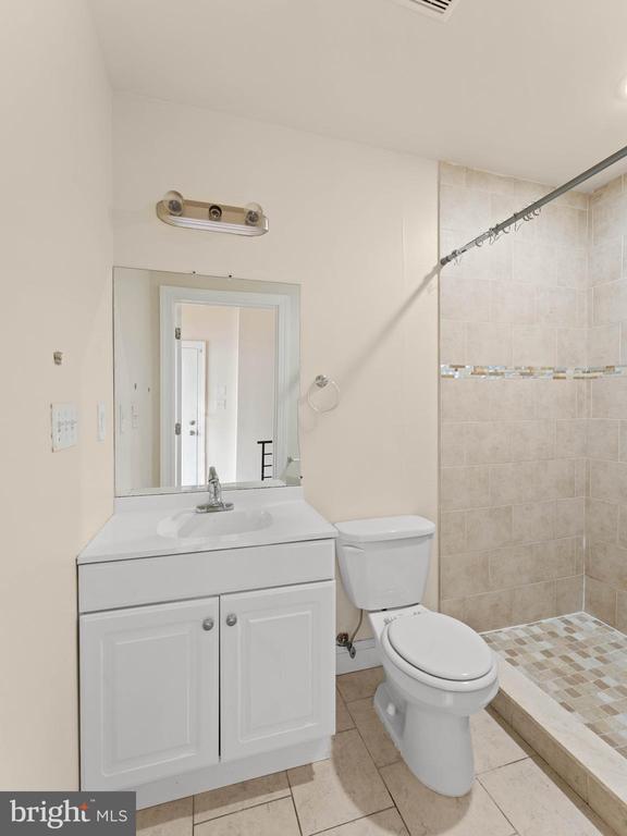 Building Photo - 1813 N 18th St