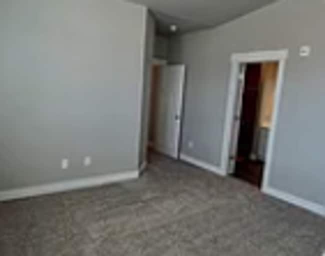 Building Photo - Modern 3-Bedroom Condo for Rent in Lehi – ...