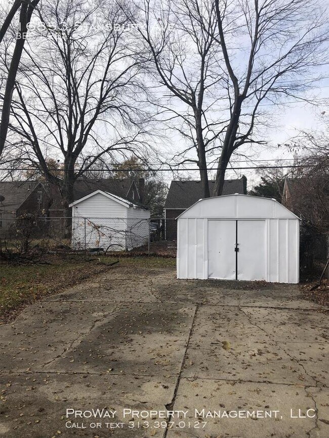 Building Photo - 16853 Stansbury Ave