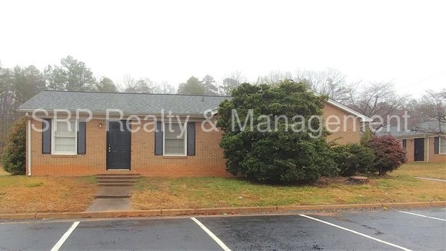 Foto del edificio - 1 Chesterfield Ct