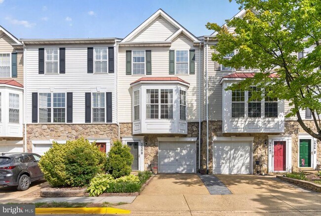Building Photo - 5950 Ians Way