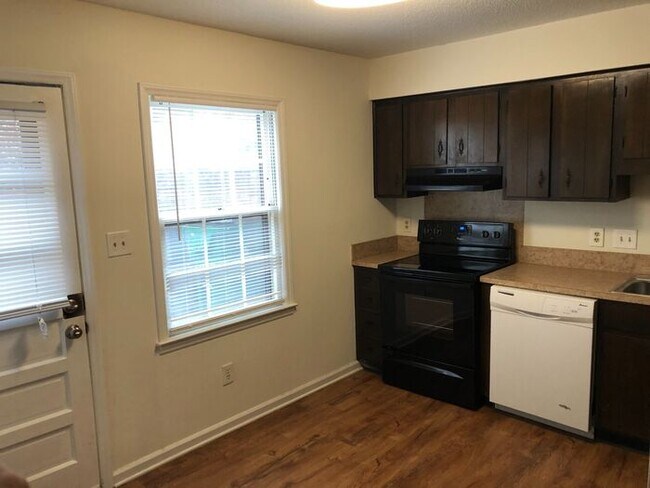 Building Photo - 4780 Old Lantern Way