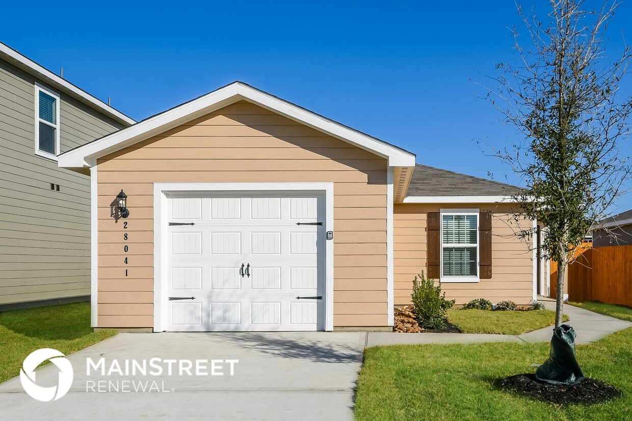 Foto principal - 28041 Irving Dr