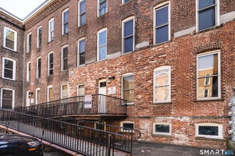 Building Photo - 325 Lafayette St