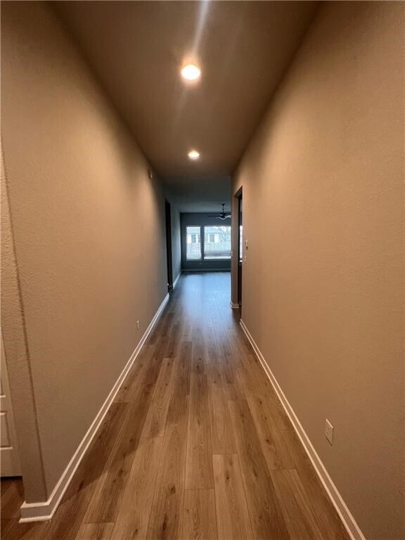 Foto del edificio - 825 Whitetail Dr