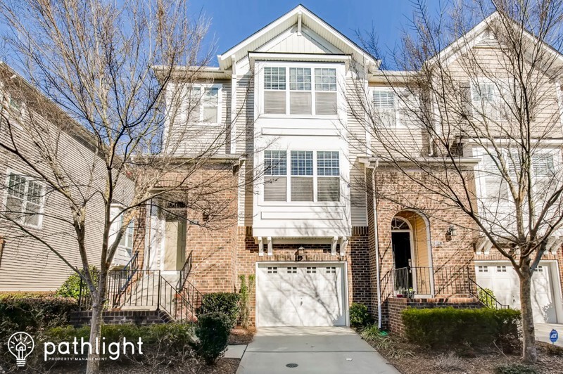 Foto principal - 11198 Bridgewater Drive, Huntersville, NC,...