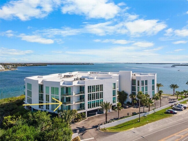 Foto del edificio - 1375 Beach Rd