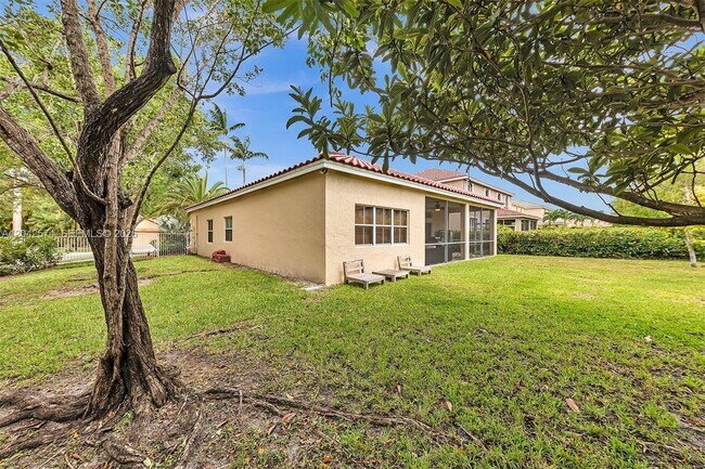 Foto del edificio - 3711 Falcon Ridge Cir