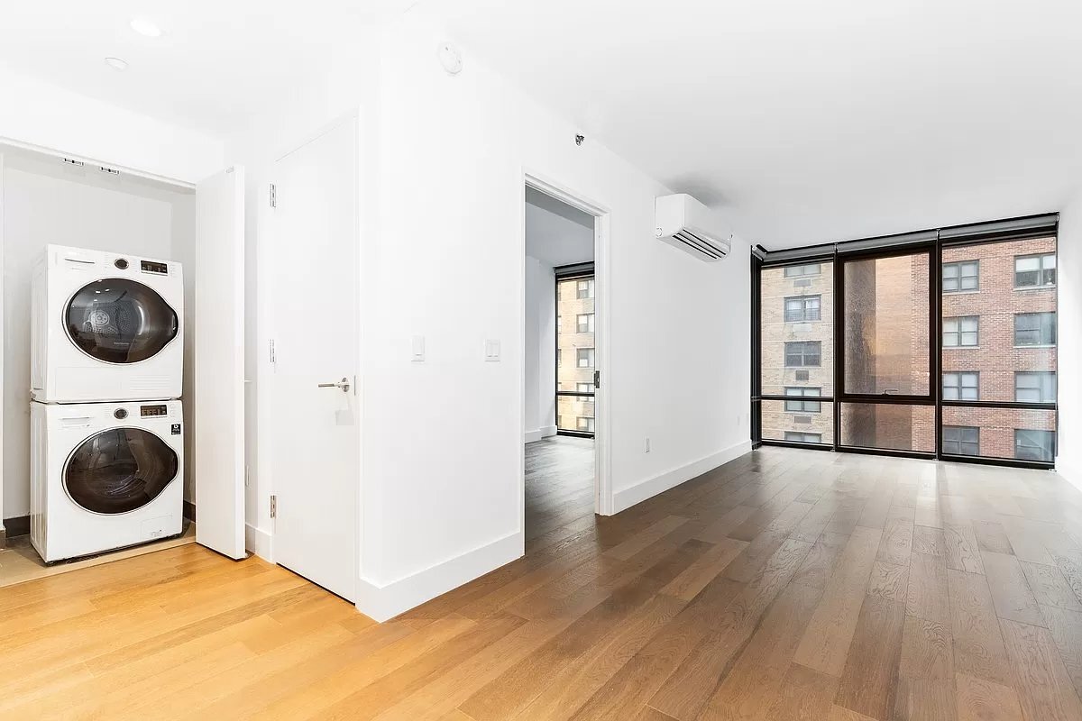 Primary Photo - 227 Lexington Avenue