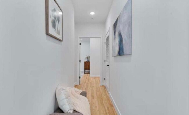 Foto del edificio - 1416 22nd St SE
