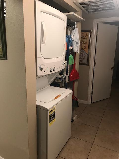 Washer/Dryer - 3839 N 23rd Dr