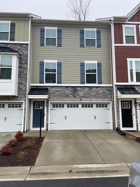Foto principal - 916 Parley Pl