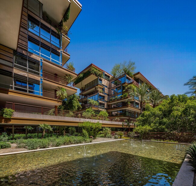 Building Photo - 7137 E Rancho Vista Dr