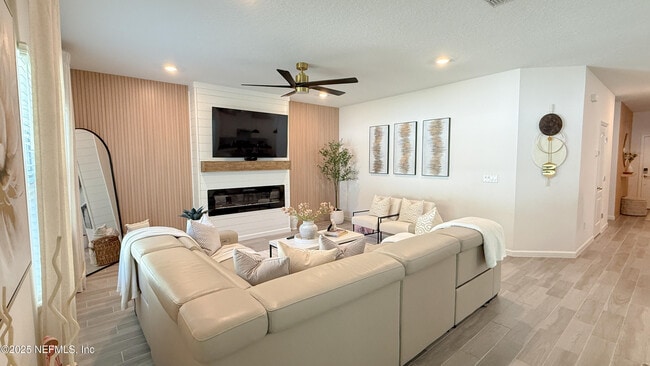 Foto del edificio - 1790 Mathews Manor Dr