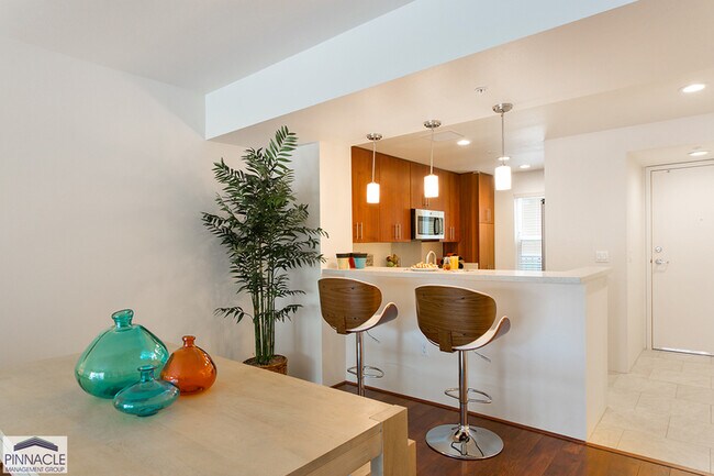Building Photo - 445 Kailua Rd. #5303