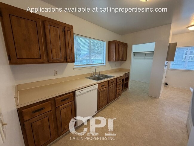 Foto del edificio - 321 21st Ave