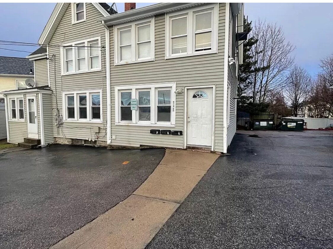 145 Tower St Unit 2nd Floor, Westerly, RI 02891 Apartments in Westerly, RI