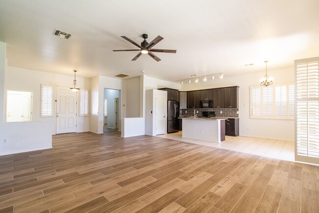 Foto del edificio - **NOW AVAILABLE** Gilbert 3 bed 2 bath Spa...