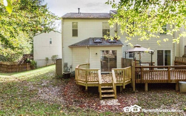 Foto del edificio - 1325 Alderton Ln