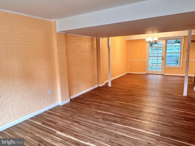 Building Photo - 4311 Cedarlake Ct
