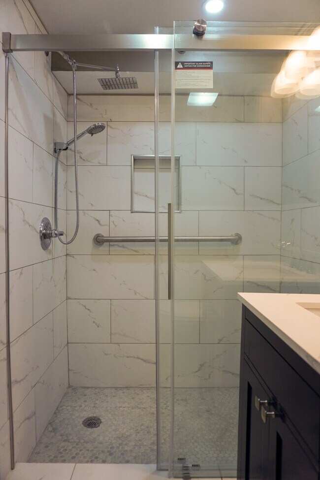 Shower - 1222 Quincy St NW