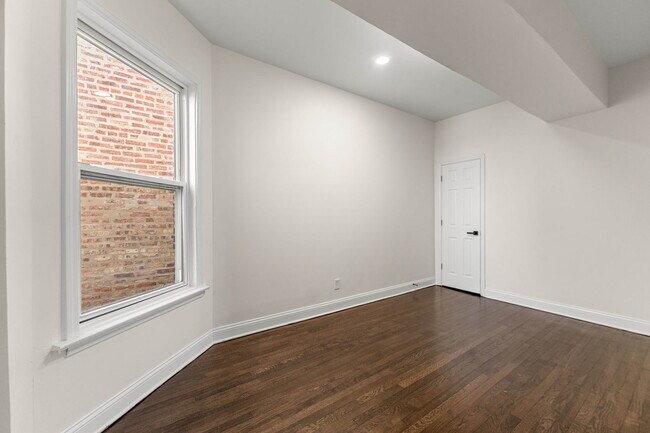 Foto del edificio - 7532 S Champlain Ave