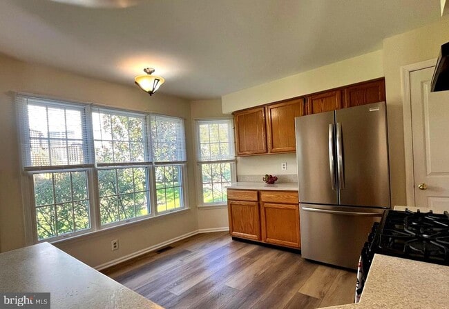 Building Photo - 13 Benjamin Rush Ln