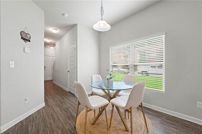 Building Photo - 4002 Bryce Manor Ln