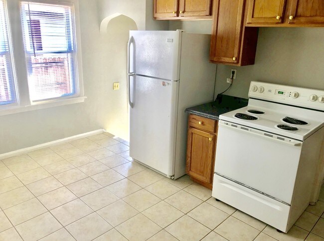 Foto del edificio - 1027 E Columbia St