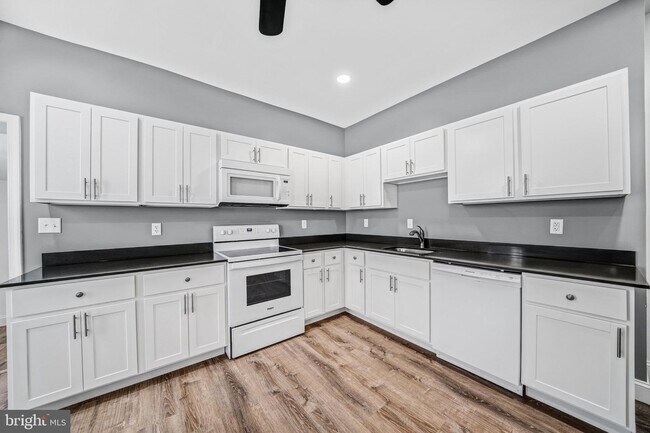 Foto del edificio - 602 S Walnut St