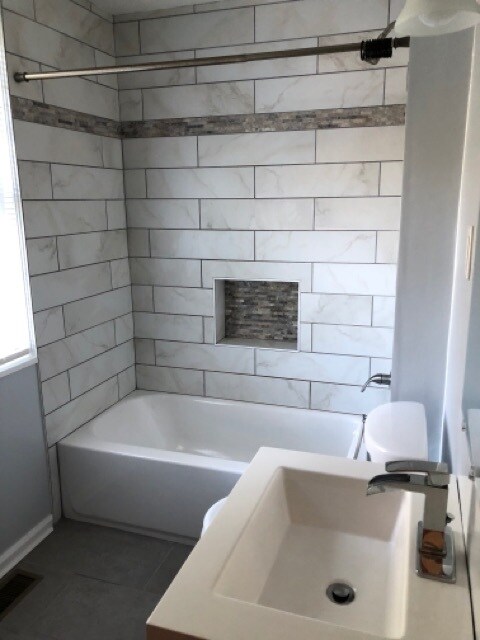 Bathroom - 18 Falcon Ln