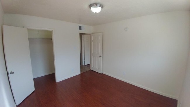 Building Photo - 4207 Mesa Grande Pl SE