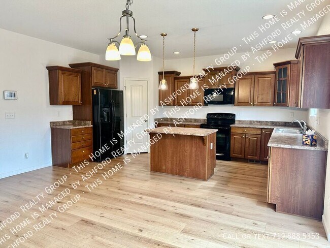 Foto del edificio - 3755 Reindeer Cir