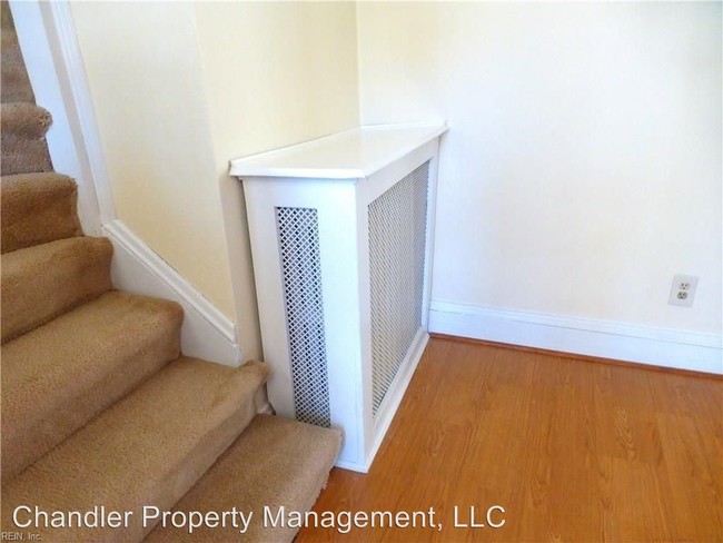 Foto del edificio - 3 br, 2 bath House - 6224 Powhatan Ave