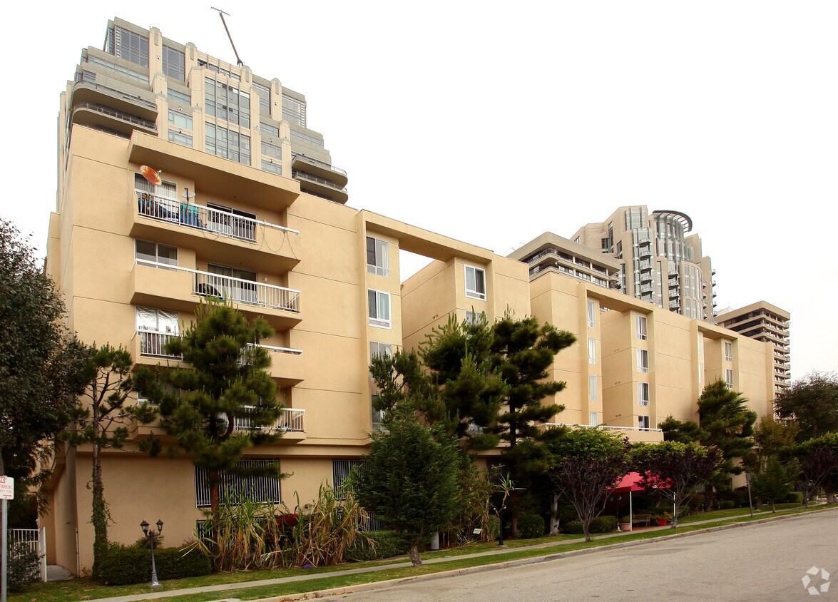 Foto del edificio - Wilshire Villa Apartments