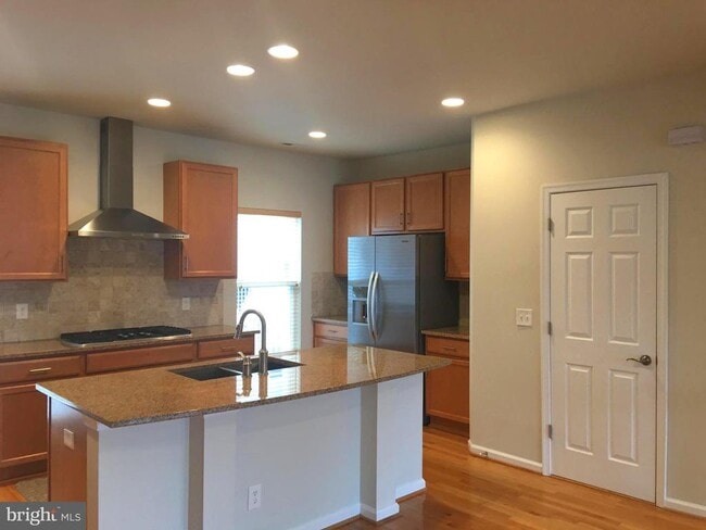 Building Photo - 3061 Waterloo Ln