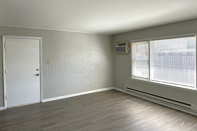 Foto del edificio - 9709 W Lorraine Dr