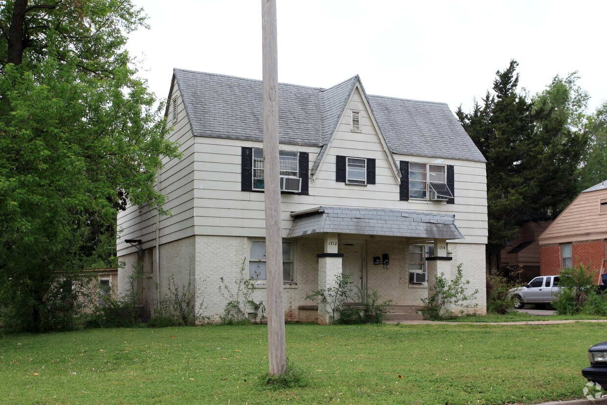 Building Photo - 1712-1714 NW 12th St