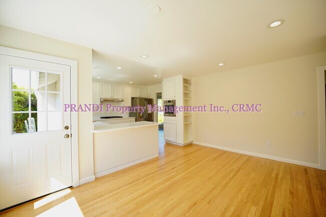Foto del edificio - Gorgeous Home in Sought After Larkspur Nei...