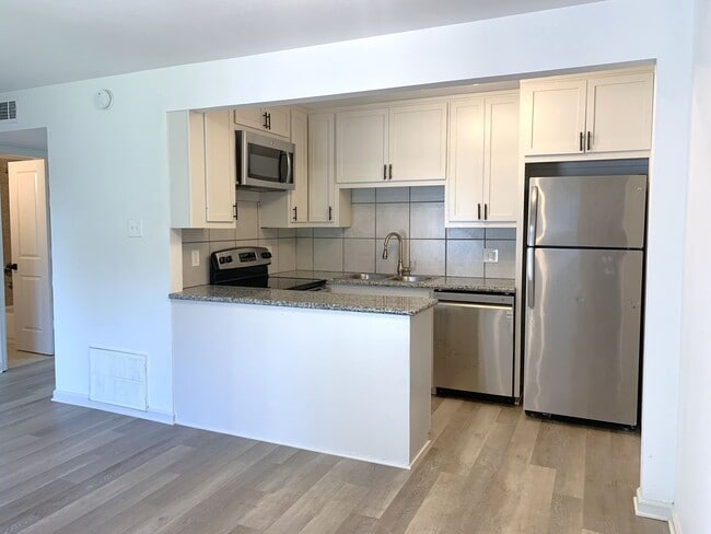 Interior Photo - BlueBird Apartments