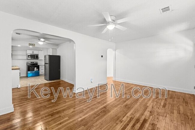 Foto del edificio - 2014 Lanier Dr