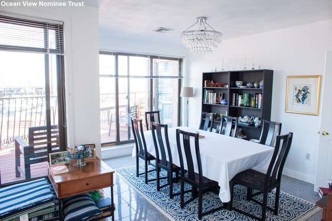 Building Photo - 21 Snow Hill St