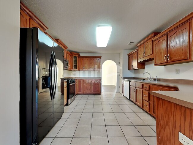 Foto del edificio - 8014 New Castle Cv