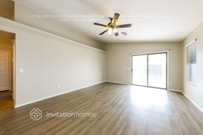 Foto del edificio - 12575 W Lisbon Ln