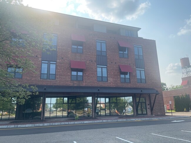 Building Photo - Spice Lofts