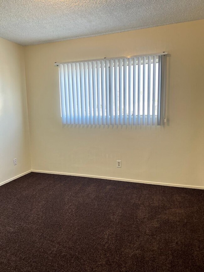 Foto del edificio - 1622 W 81st St